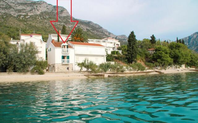 Bale - right at the beach - A1 Plaza(4)