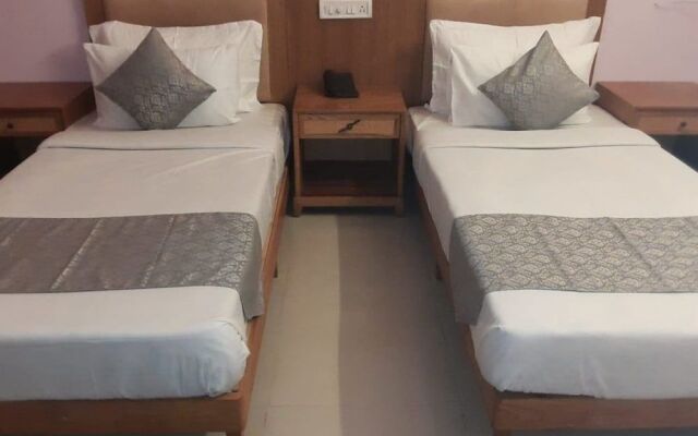 Hotel Ganpati Resort