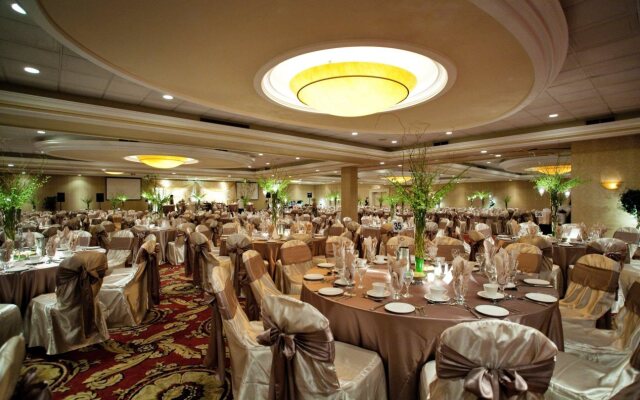 Holiday Inn Hotel & Suites St. Catharines Conference Center by IHG