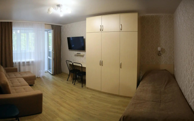 Апартаменты на Декабристов,100