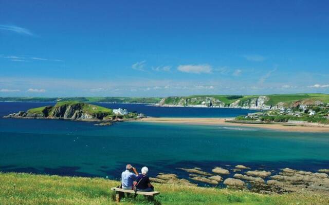 25 Burgh Island Causeway