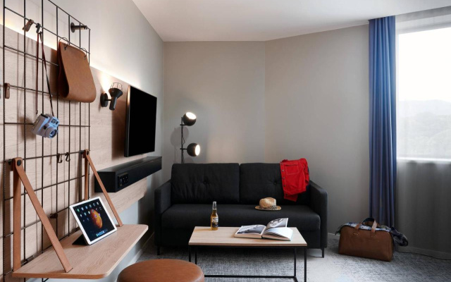 Moxy Antibes Sophia Antipolis