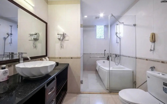 A25 Hotel - 15 Tran Quoc Toan