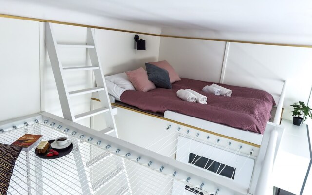 Sienna Elegant Studio by Renters