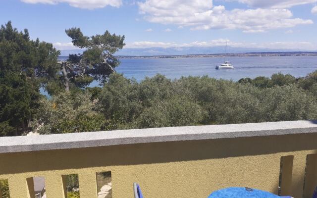 Brane - Charming and Close to the sea - SA1