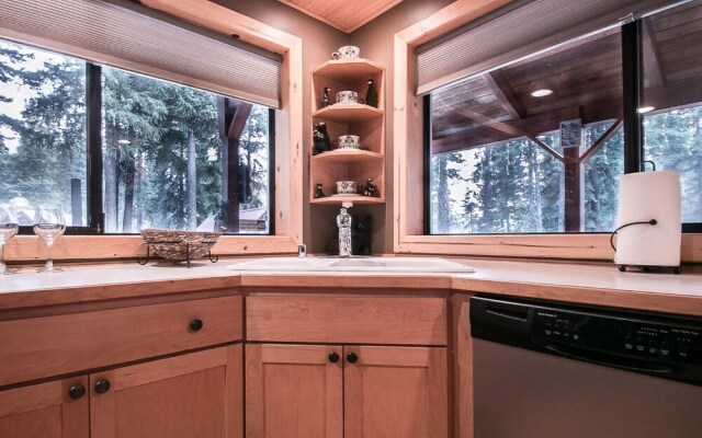 Thyme Out in Lake Wenatchee