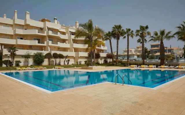 Casa Terra 2-bedroom Apartment With Pool