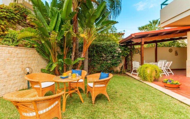 Sea View From Private Garden Terrace With Barbecue