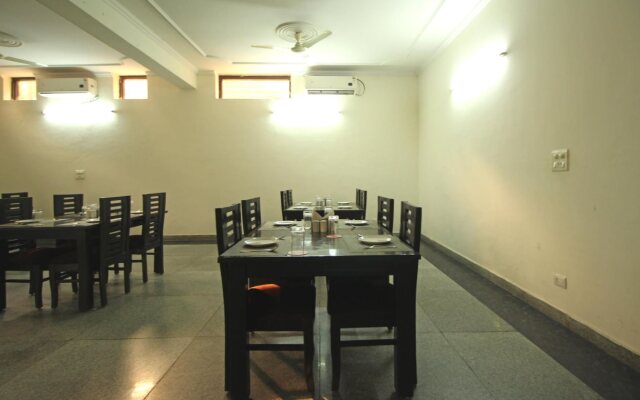 FabHotel Marbella Noida Sec 51