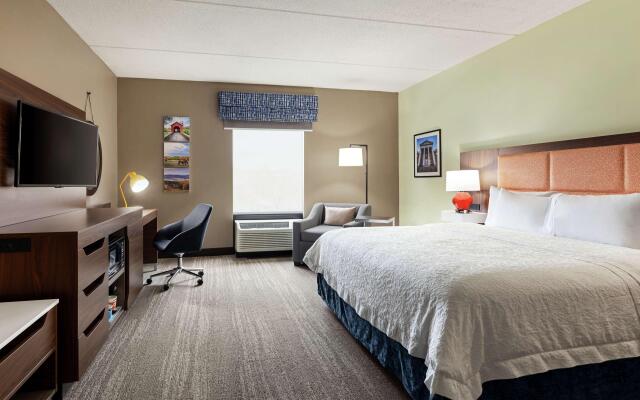 Hampton Inn & Suites Frederick-Fort Detrick