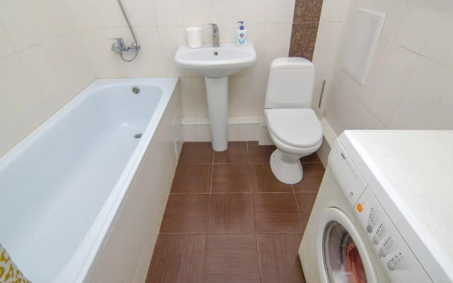 Family Apartments (Фэмили Апартментс) на улице Героев-Разведчиков 10