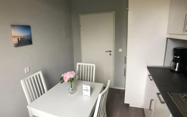 1 Zimmer Wohnung in Strand nähe