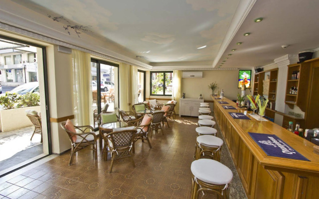 Nafsika Hotel