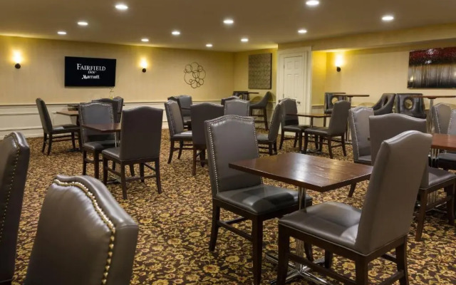 Wayside Carriage House Inn