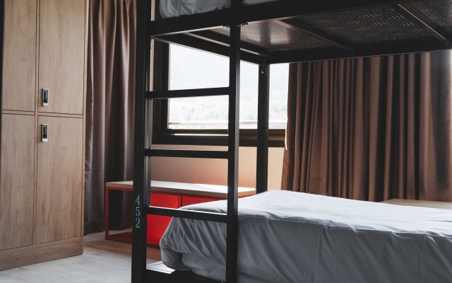 Font Andorra Hostel by Nexta