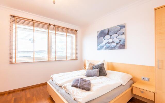 Exclusive Panoramic Apartment in Niedernsill