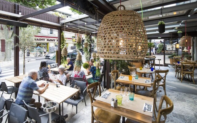 Le Bistrot Des Alpilles