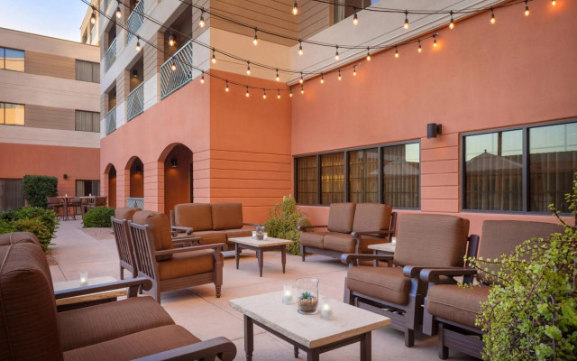 Courtyard by Marriott Scottsdale Old Town