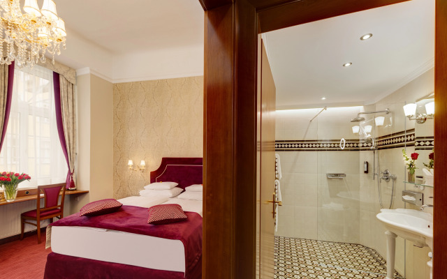 Hotel Stefanie