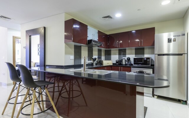 Charming & Spacious Apt in Dubai Marina - Fits 5
