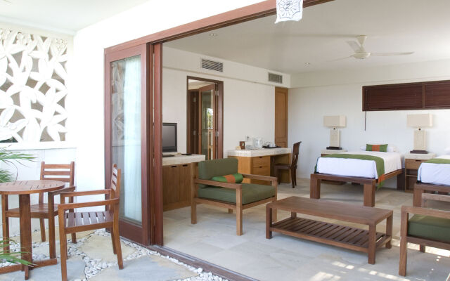 Batu Karang Lembongan Resort & Spa