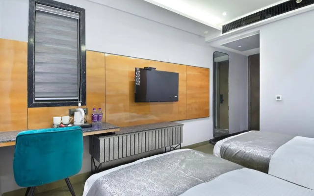 Hotel Uptown - By La Exito Hotels