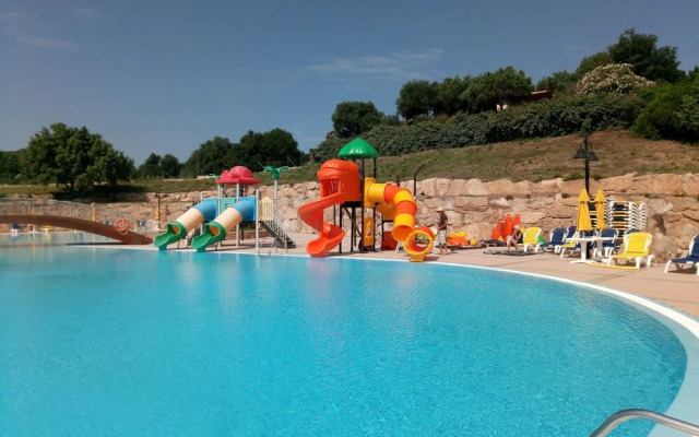 Residence Rena 2000