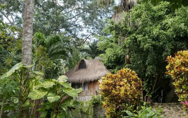 Villa Santuario Lake Front Oasis