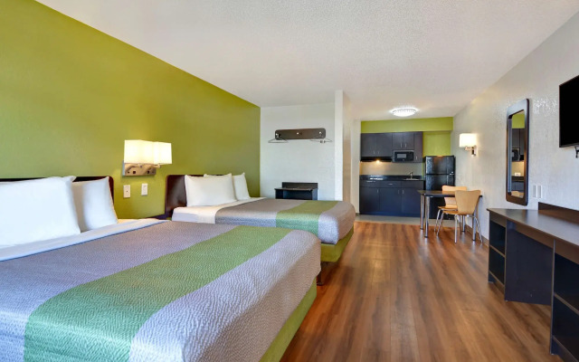 Motel 6 Destin, FL