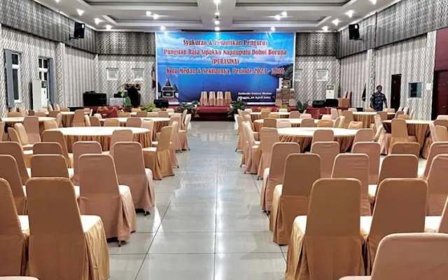 Airy Medan Baru Mataram 21