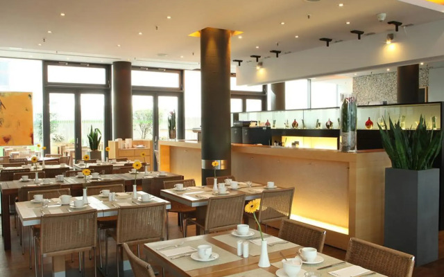 Lindner Hotel Berlin Ku’damm, part of JdV by Hyatt