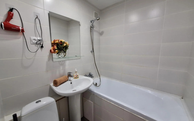 Rooms Apartments (Румс Апартментс) на улице Зорге