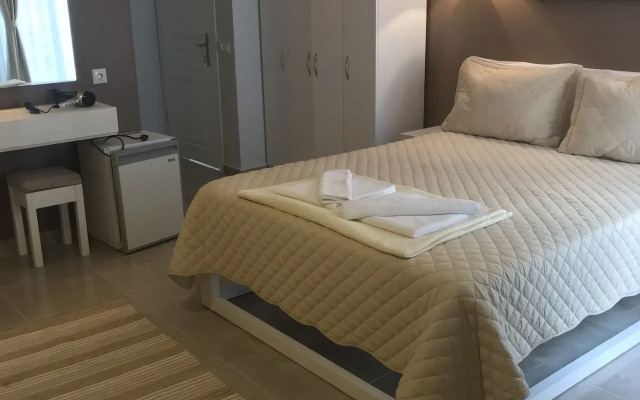 Hi̇mm Hotel