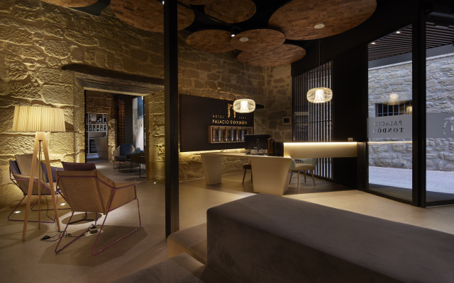 Palacio Tondon, La Rioja Brinas