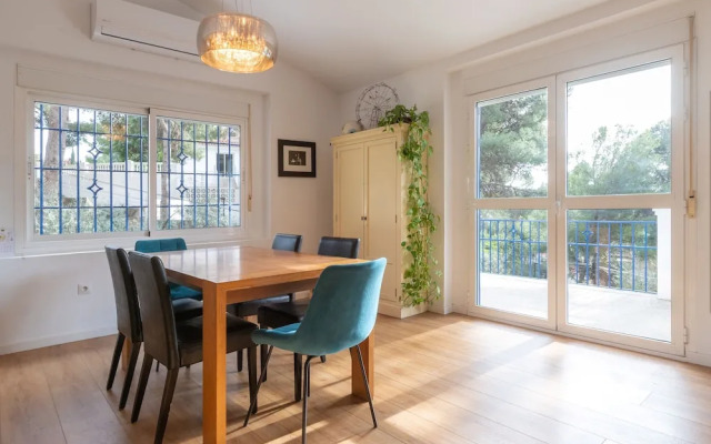 Axarqu a in Malaga With 2 Bedrooms and 1 Bathrooms