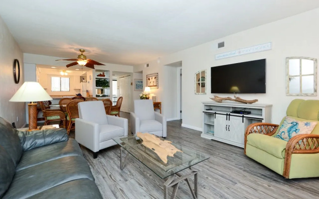 Runaway Bay Resort by BBG