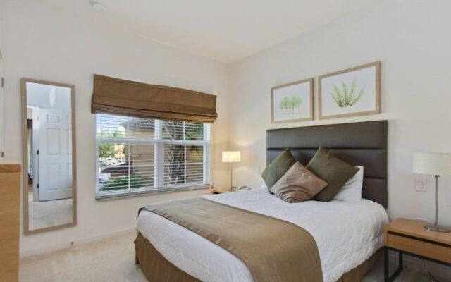 Copper's - 3 Br townhouse by RedAwning