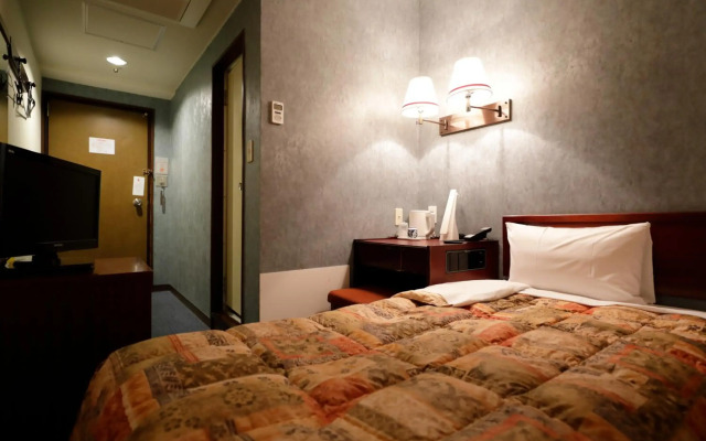 Tokyo Inn
