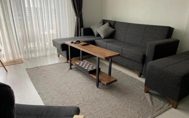 Lovely House With Balcony Near Lake in Sapanca