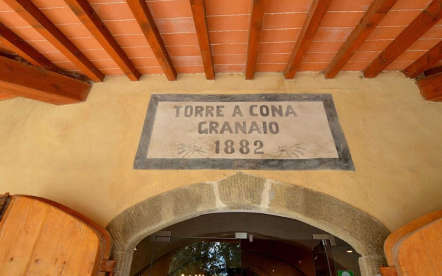 Sprawling Mansion in Tuscany With Swimming Pool