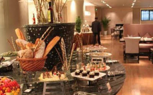 Ramada Xian Bell Tower