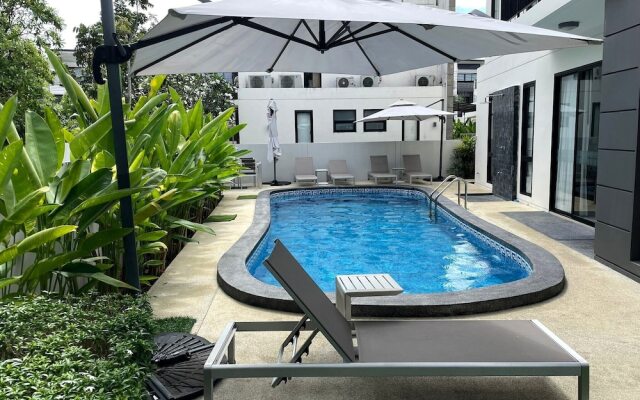 Town House in Laguna Park (56-50)