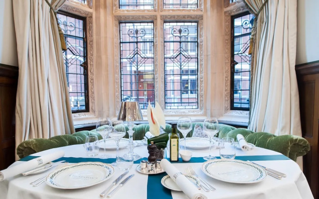 The Milestone Hotel  Apartments