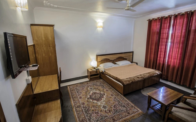 WOW STAYZ2 Hotel The Lodge