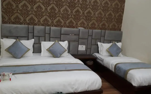 Guntas Residency
