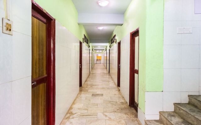 SPOT ON 45468 Kumarans Inn