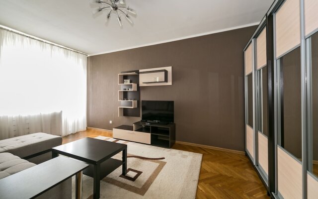 MaxRealty24 Черняховского, 3