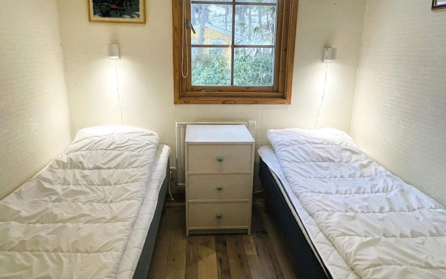 6 Person Holiday Home in Yngsjo