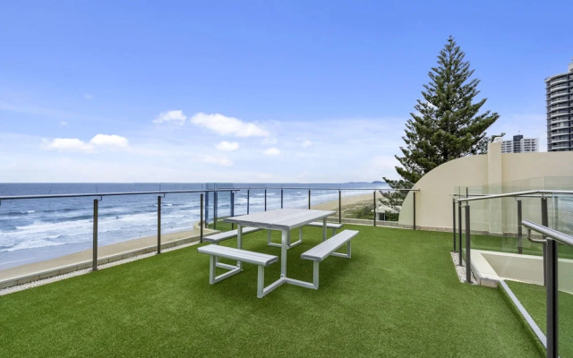Premiere Apartments -HR Surfers Paradise