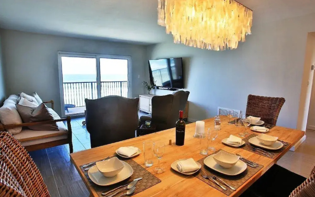 4495 S. Atlantic Ave #306s 2/2 Ocean Front